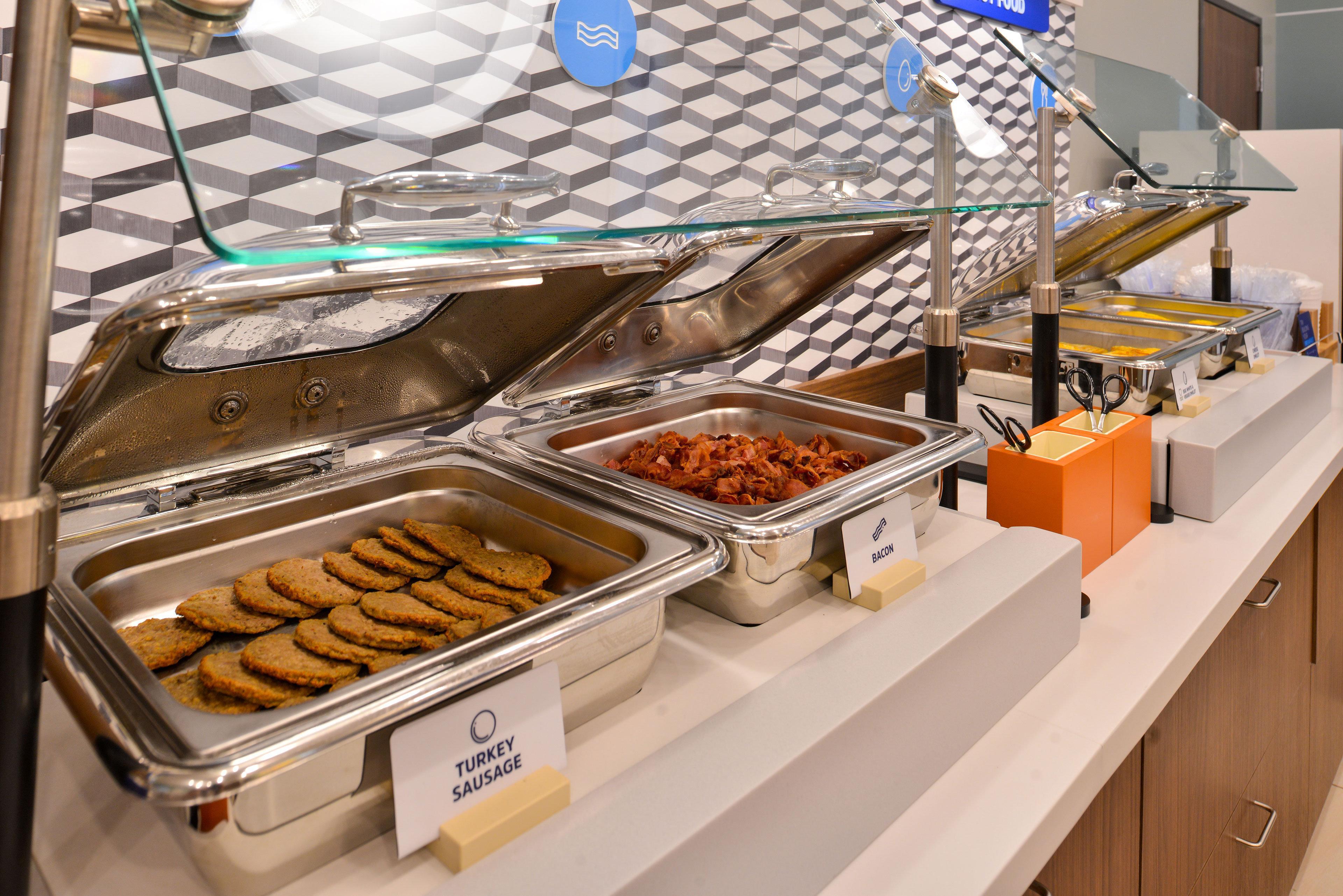 Holiday Inn Express Hotel & Suites Mcpherson By Ihg Exteriér fotografie